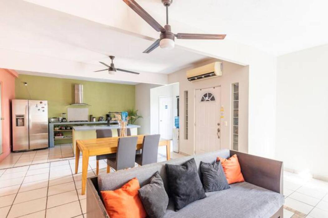 Dici Co-Living Housing Cabo San Lucas Bed and Breakfast Eksteriør billede